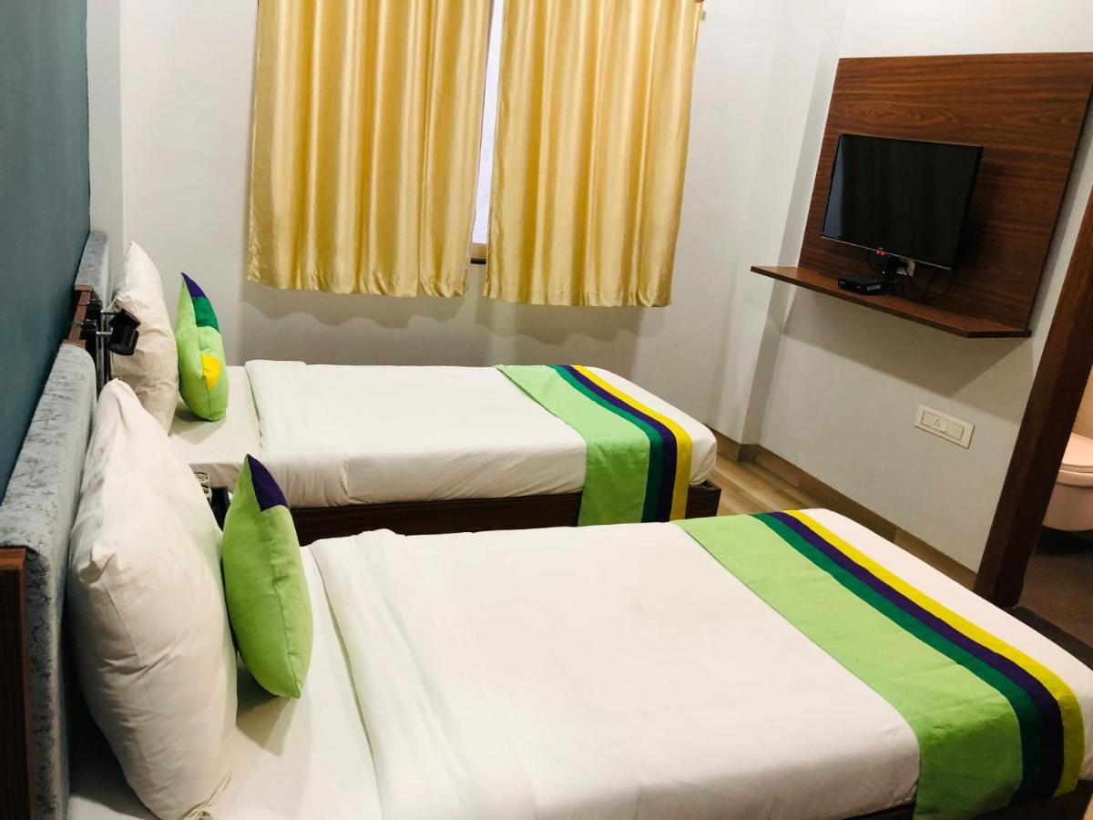 Hotel Ballfin Indore Ιντόρ Εξωτερικό φωτογραφία